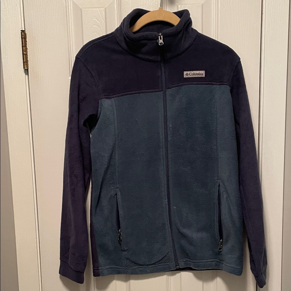 Columbia Navy and Teal Fleece Jacket. Boys size Large. Nice condition.